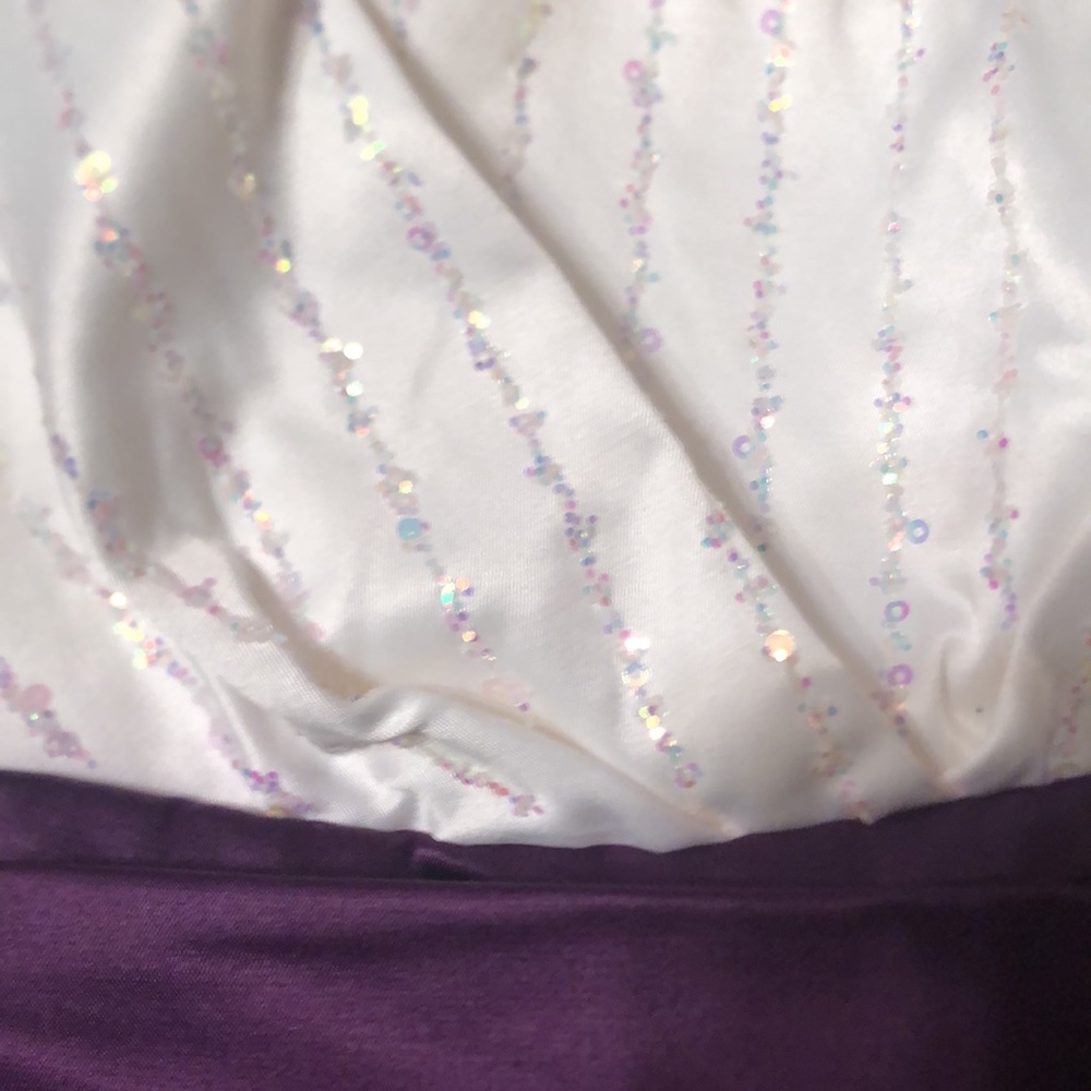 Formal Dress - Picture 3 of 4